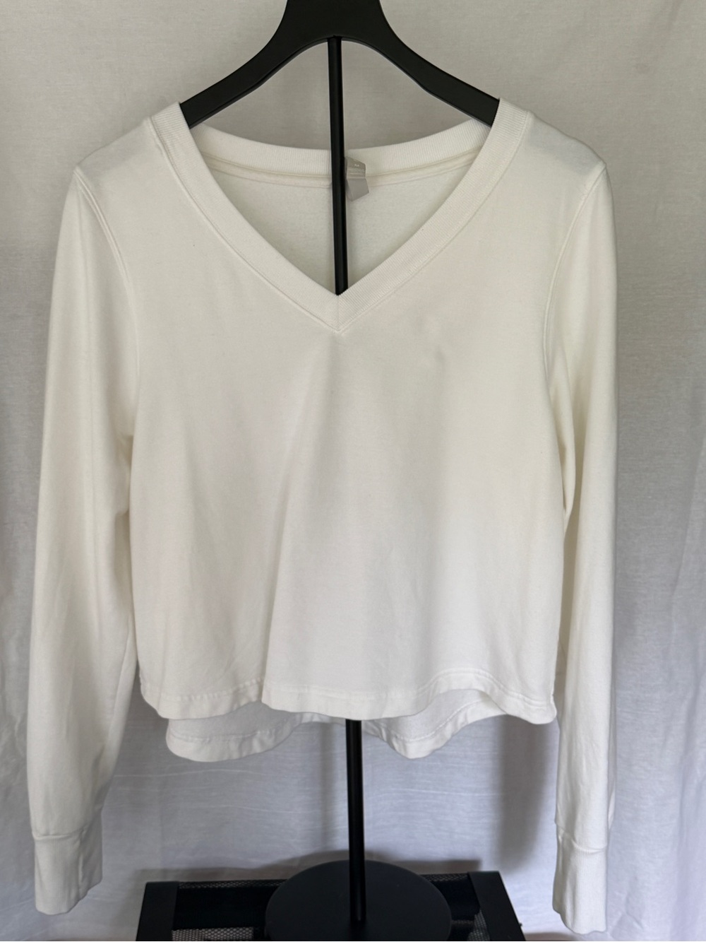 Athleta Women's V-Neck Long Sleeve Top — Soft Warm White